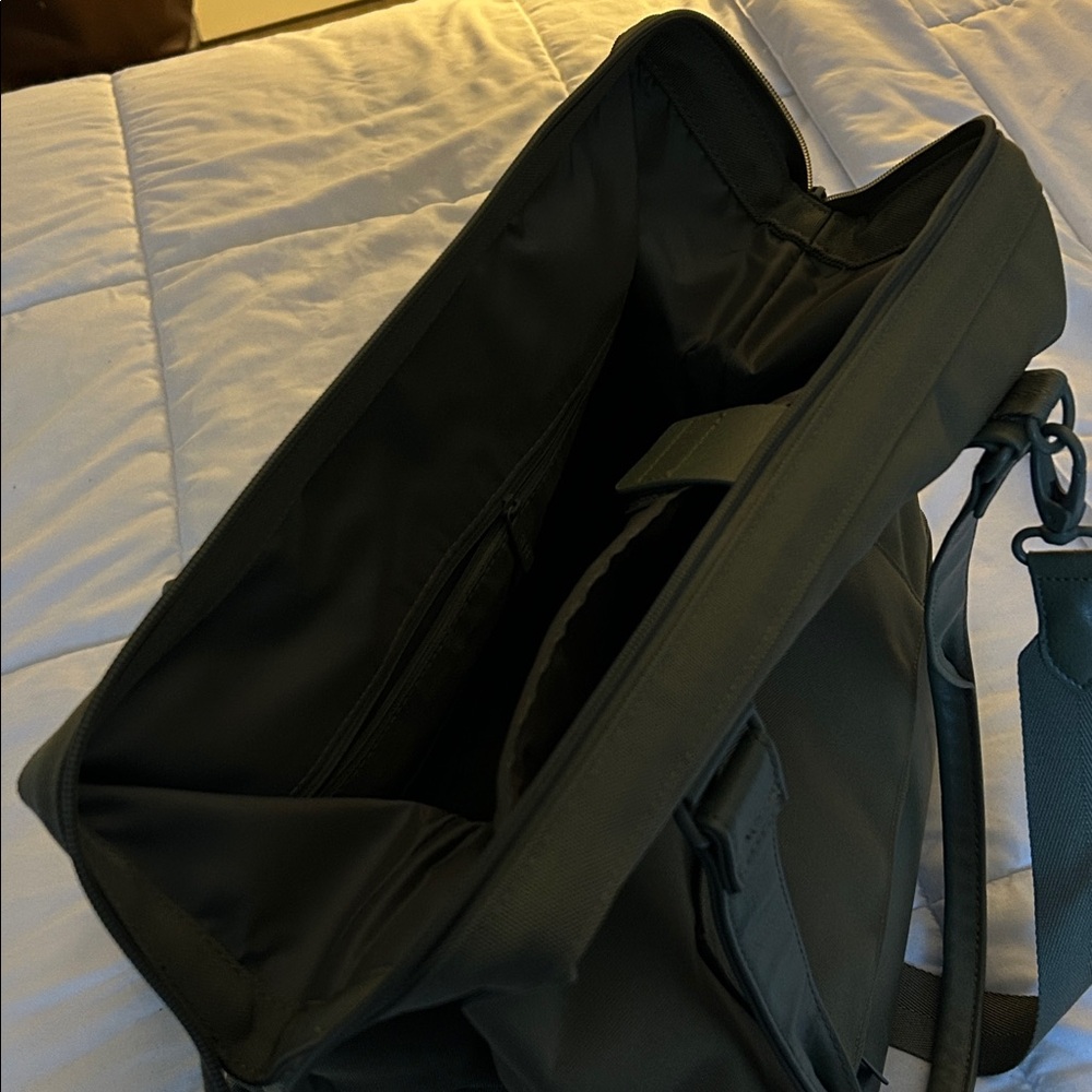 BEIS Mini Weekender - image 3